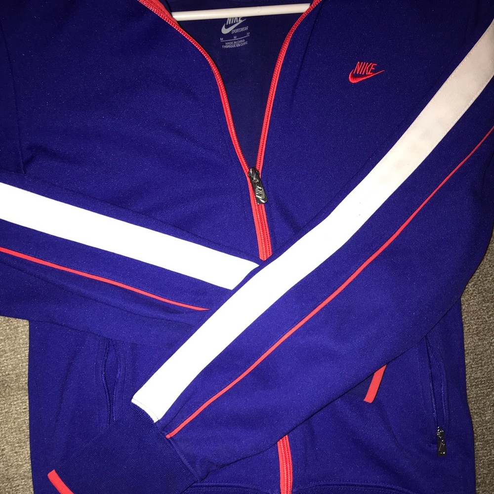 Nike zip up